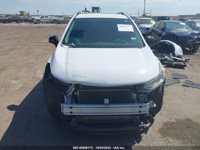 Chevrolet Trax Lt 2018 3GNCJLSB9JL302361 Image 13