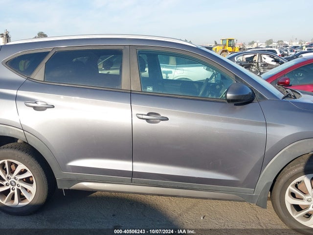 Hyundai TUCSON SE 2016 KM8J33A44GU188891 Image 12