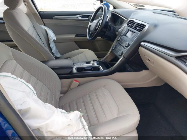 3FA6P0H72JR133664 Ford FUSION SE