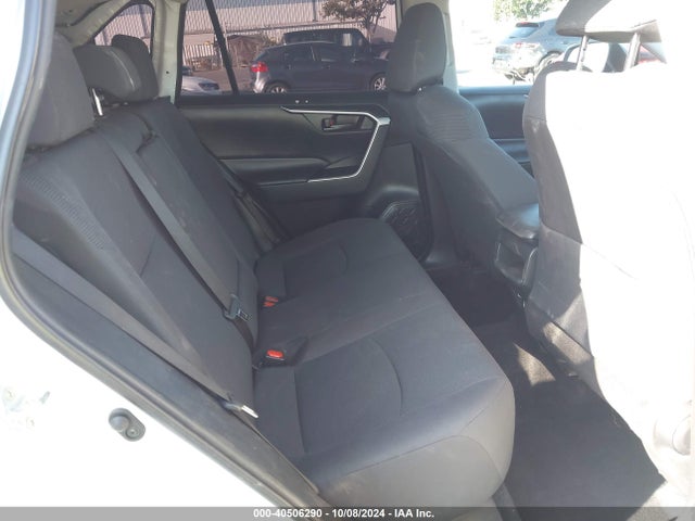 Toyota RAV4 LE 2020 2T3H1RFV5LW098448 Image 8