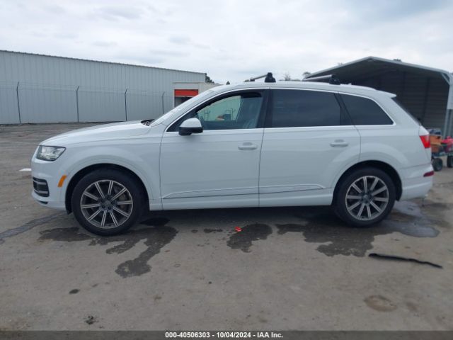 WA1LHAF73HD045836 Audi Q7 2.0t Premium