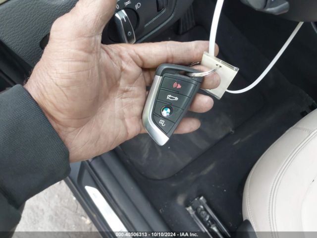 WBXHT3C38G5E47468 BMW X1 Xdrive28i