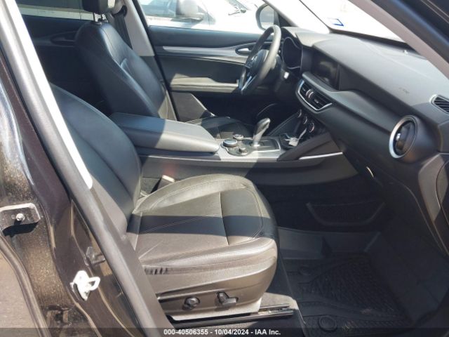 ZASFAKAN5J7B61716 Alfa Romeo Stelvio