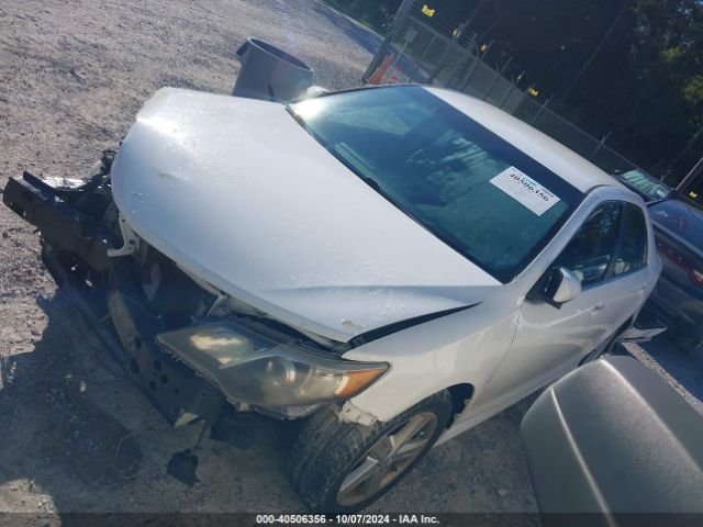 4T1BF1FK8EU367231 Toyota CAMRY SE
