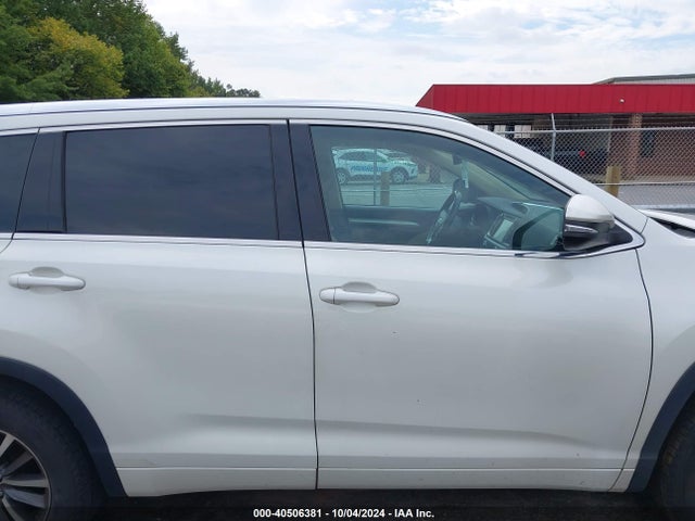 Toyota Highlander Xle 2017 5TDKZRFH4HS508352 Image 13
