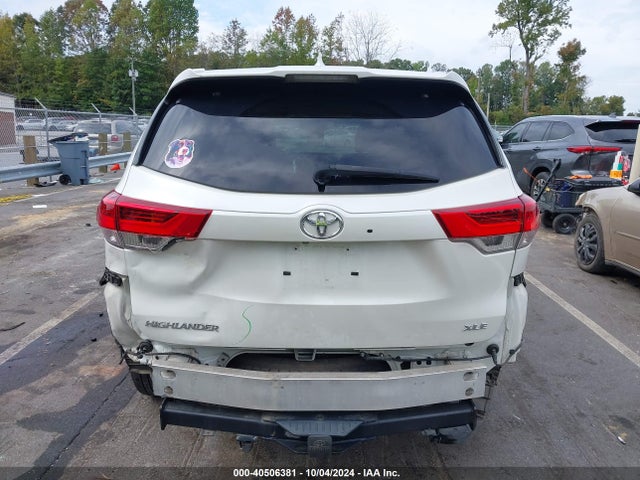 Toyota Highlander Xle 2017 5TDKZRFH4HS508352 Image 16