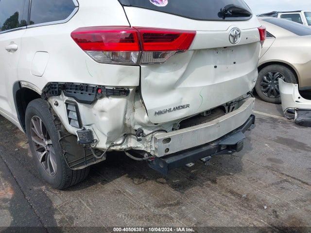 Toyota Highlander Xle 2017 5TDKZRFH4HS508352 Image 6