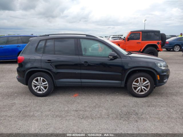 WVGAV7AX5HK002056 Volkswagen Tiguan 2.0t/2.0t S