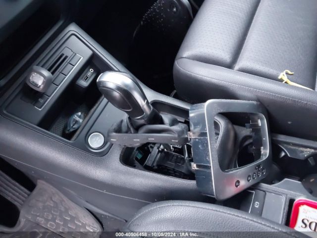 WVGAV7AX5HK002056 Volkswagen Tiguan 2.0t/2.0t S