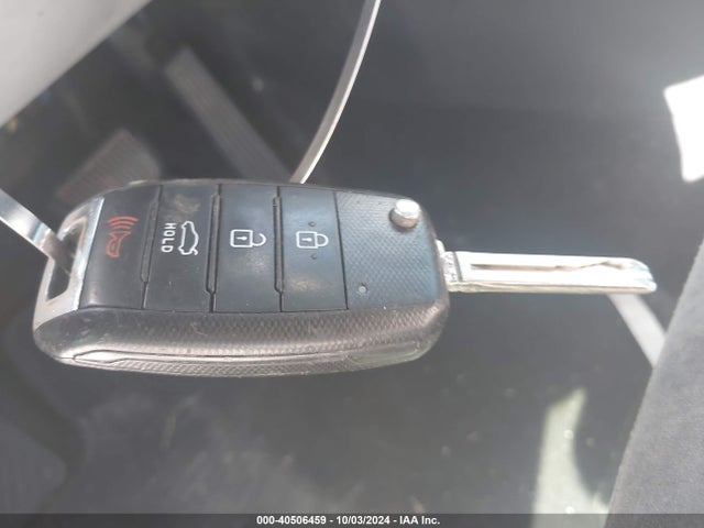 KIA Optima Lx 2015 KNAGM4A73F5550906 Image 11