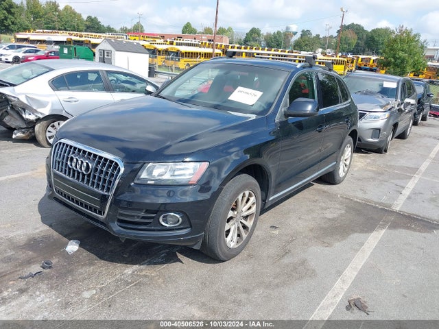 Audi Q5 2.0t Premium 2014 WA1CFAFP4EA002996 Image 2