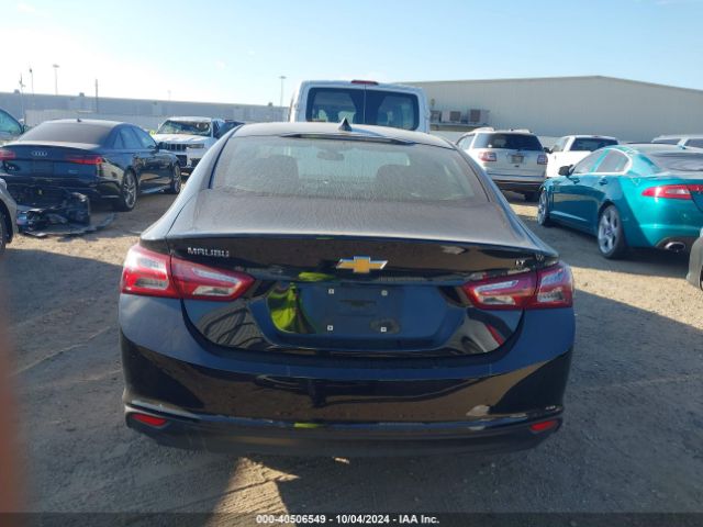 1G1ZD5ST2NF122744 Chevrolet Malibu Fwd Lt