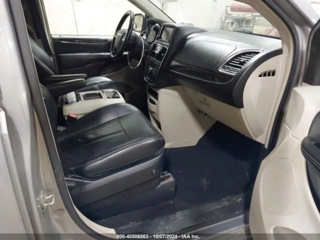 2C4RC1BG1ER112429 Chrysler Town & Country Touring