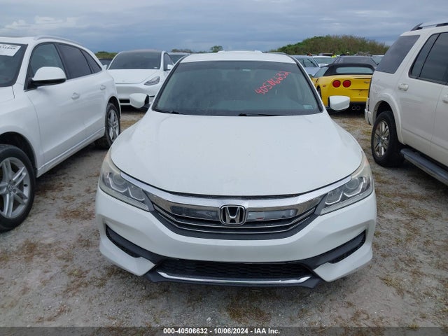 Honda ACCORD LX 2017 1HGCR2F37HA296187 Image 12
