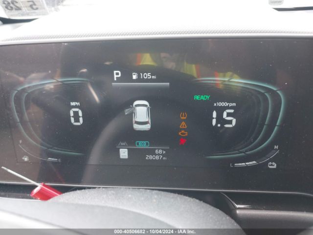 KNDCR3LE0P5062572 KIA NIRO EX