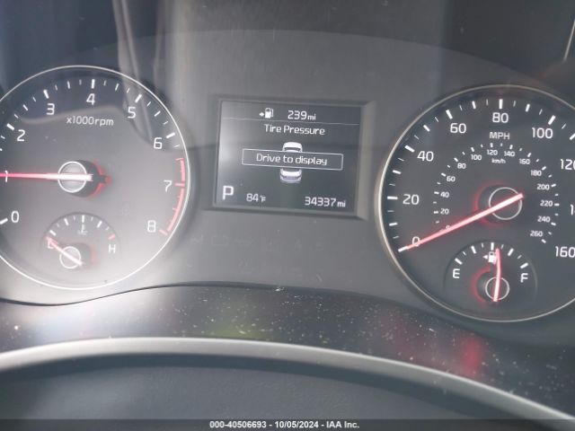 KNALC4J16J5098388 KIA Cadenza Premium