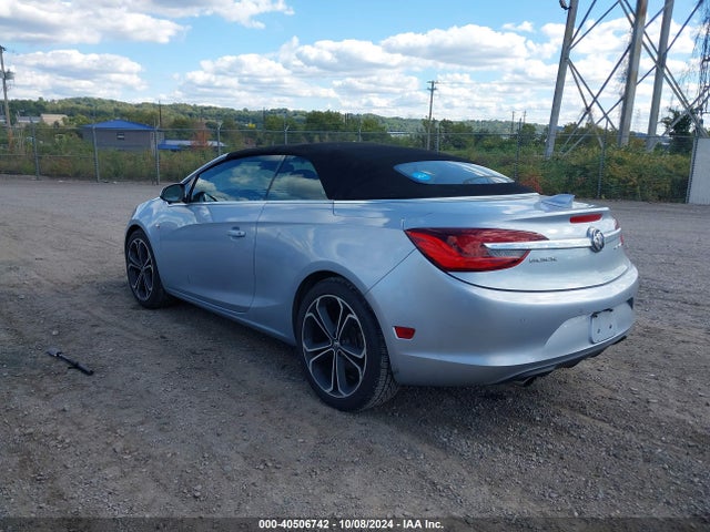 W04WH3N58HG001015 Buick Cascada Premium