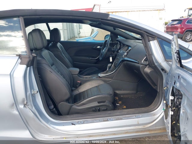 W04WH3N58HG001015 Buick Cascada Premium