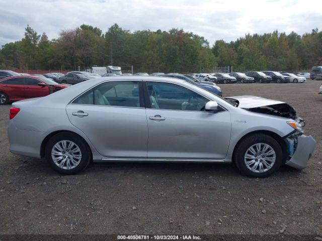 4T1BD1FK8EU108163 Toyota Camry Hybrid Le