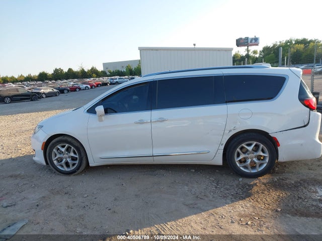 Chrysler Pacifica Touring-l Plus 2017 2C4RC1EG9HR752923 Image 14
