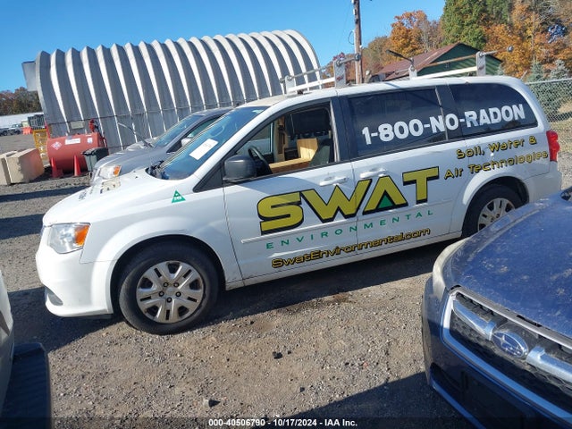 2C4RDGBG5HR694684 Dodge Grand Caravan Se