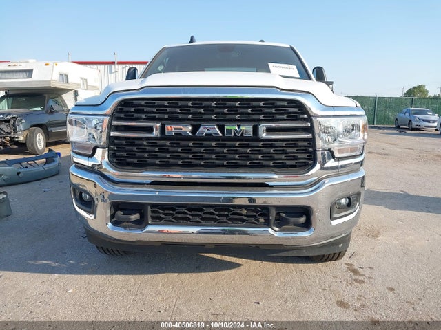 3C6UR5DJ3PG632902 RAM 2500 Big Horn  4x4 6'4 Box