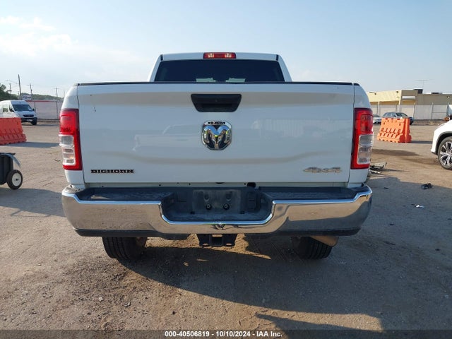 3C6UR5DJ3PG632902 RAM 2500 Big Horn  4x4 6'4 Box