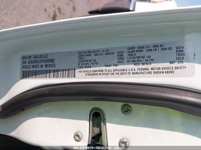 3C6UR5DJ3PG632902 RAM 2500 Big Horn  4x4 6'4 Box