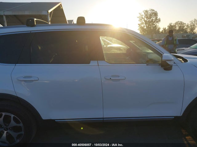 5XYP34HC0LG010392 KIA Telluride Ex