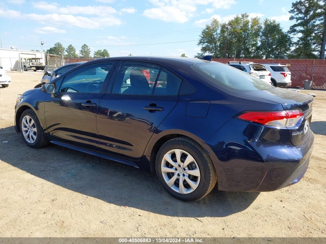 Toyota COROLLA LE 2022 5YFEPMAE0NP371353 Image 3