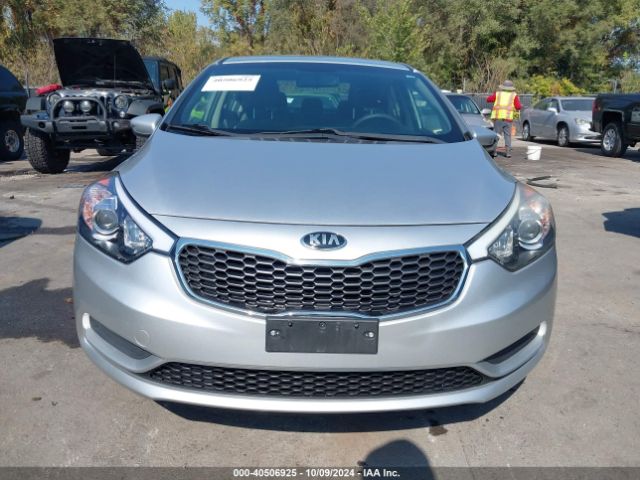 KNAFK4A60E5048443 KIA FORTE LX