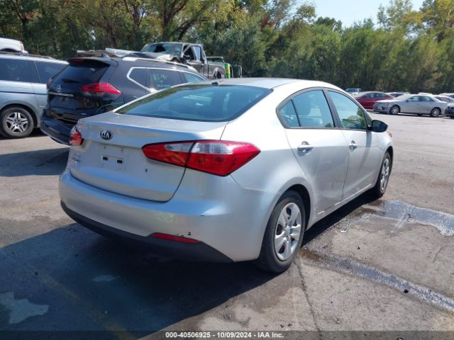KNAFK4A60E5048443 KIA FORTE LX