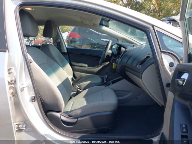 KNAFK4A60E5048443 KIA FORTE LX