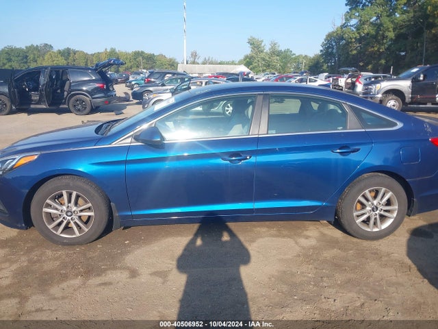 Hyundai SONATA SE 2015 5NPE24AF0FH185334 Image 14