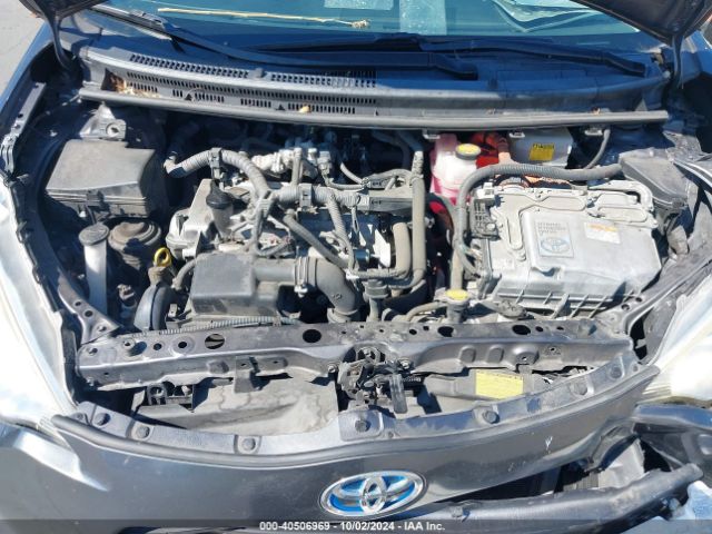 JTDKDTB34E1073380 Toyota Prius C Four