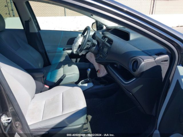 JTDKDTB34E1073380 Toyota Prius C Four