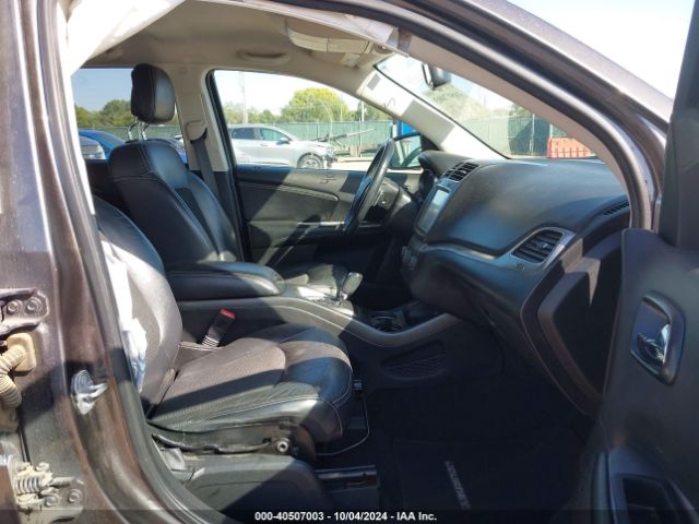 3C4PDCGG8HT617734 Dodge Journey Crossroad Plus