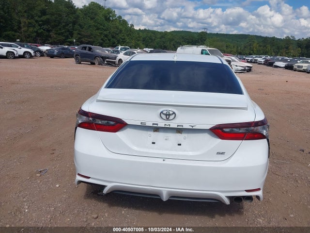 4T1G11AK6NU681293 Toyota CAMRY SE