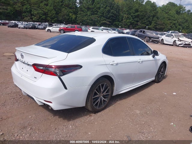 4T1G11AK6NU681293 Toyota CAMRY SE