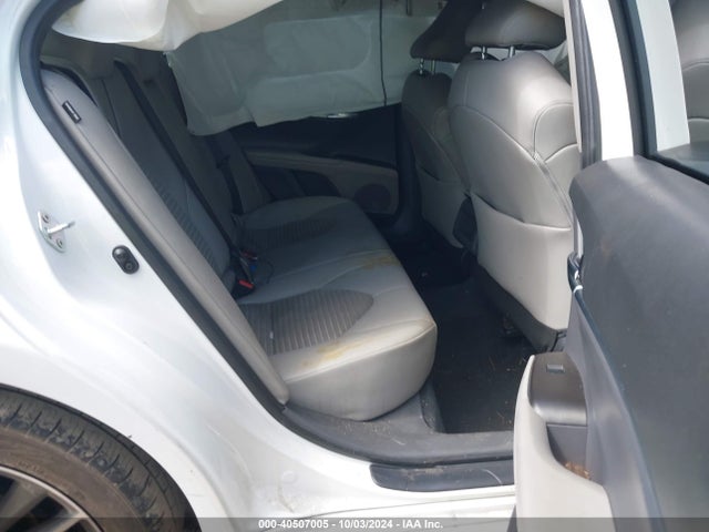 4T1G11AK6NU681293 Toyota CAMRY SE