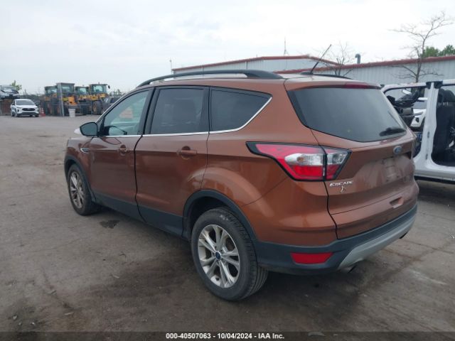 1FMCU0GD7HUD78617 Ford ESCAPE SE