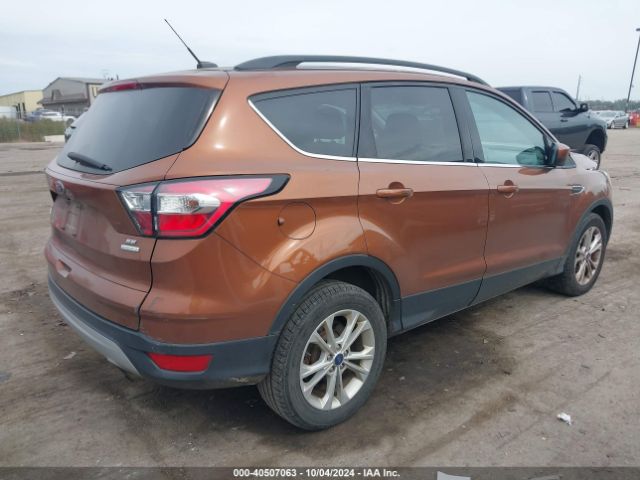1FMCU0GD7HUD78617 Ford ESCAPE SE