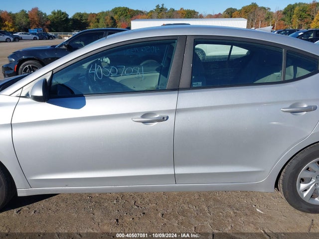 KMHD74LF5HU376570 Hyundai ELANTRA SE