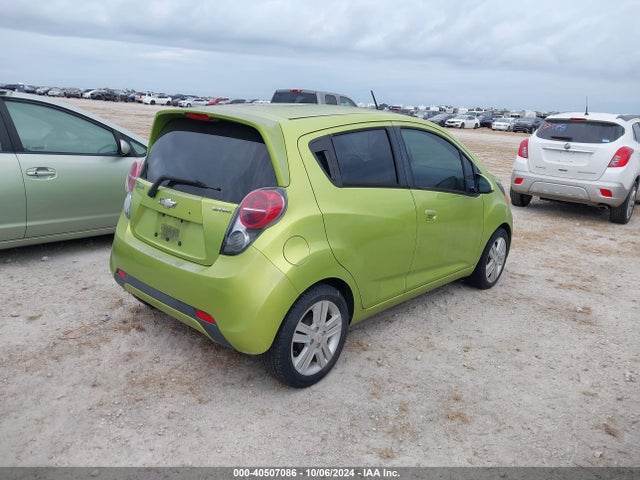 Chevrolet Spark Ls Auto 2014 KL8CB6S96EC407535 Image 4