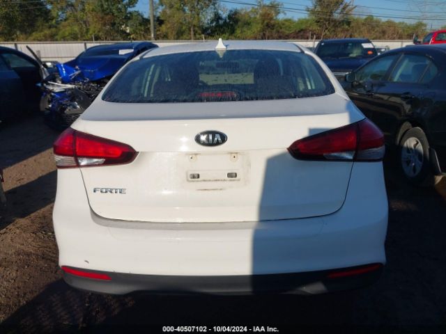 3KPFK4A77JE193943 KIA FORTE LX