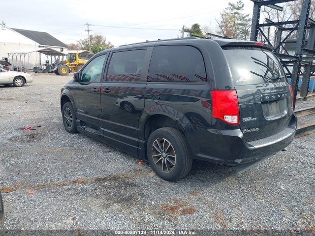 Dodge Grand Caravan Gt 2018 2C4RDGEG0JR341075 Image 3