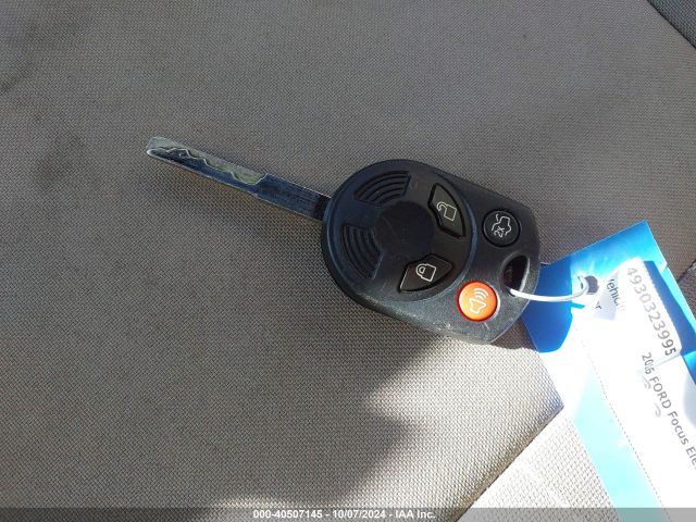 1FADP3F22GL401491 Ford FOCUS SE