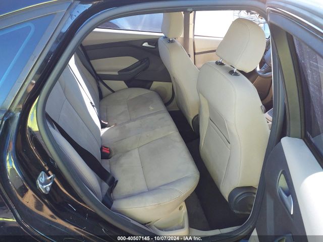 1FADP3F22GL401491 Ford FOCUS SE