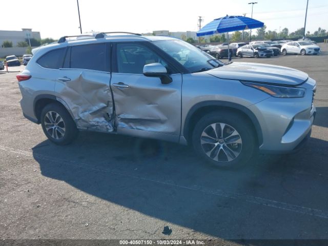 5TDHZRAH0MS045007 Toyota Highlander Xle