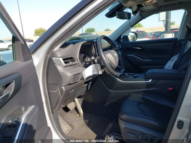 5TDHZRAH0MS045007 Toyota Highlander Xle